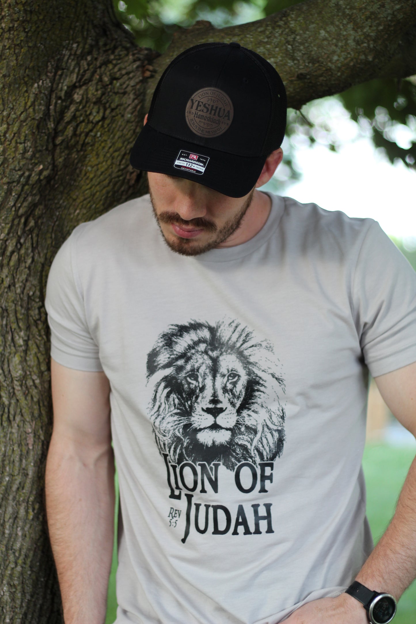 Lion T-shirt