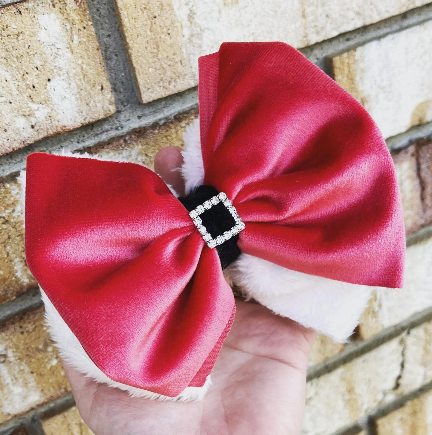 Santa Bow